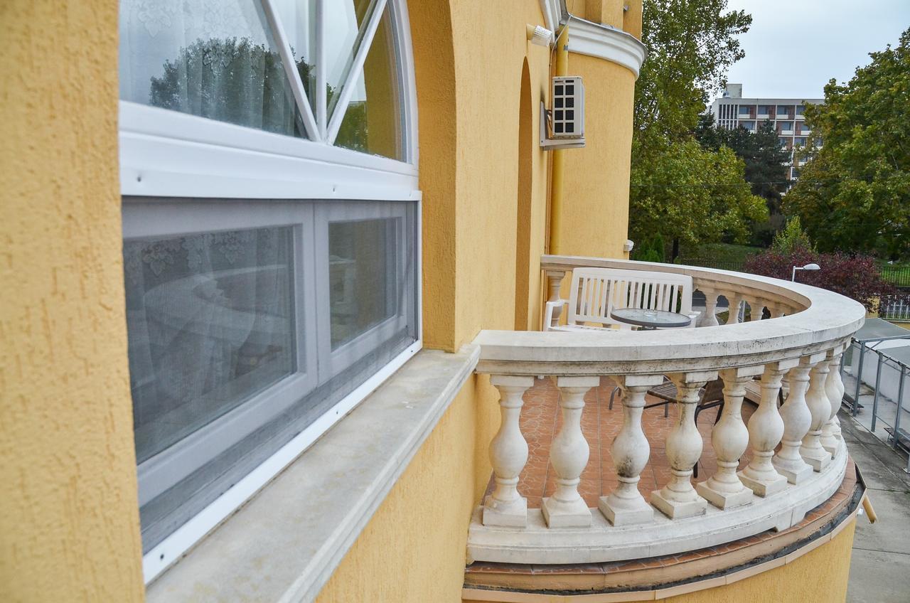 Kastely Panzio Hotel Hajduszoboszlo Luaran gambar
