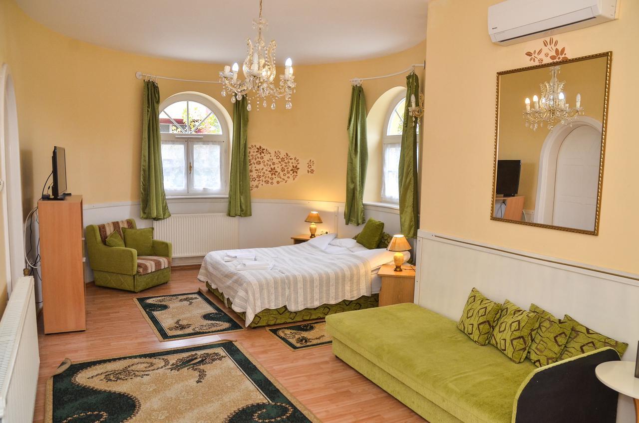 Kastely Panzio Hotel Hajduszoboszlo Luaran gambar